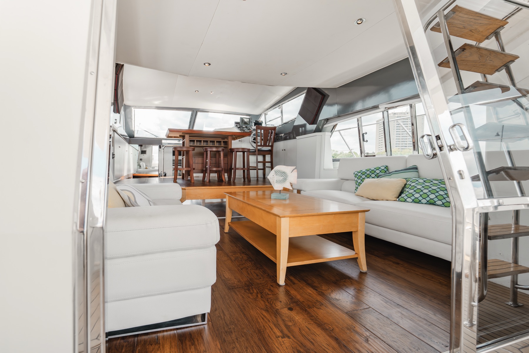 Valhalla Yacht Charters main level photo 5