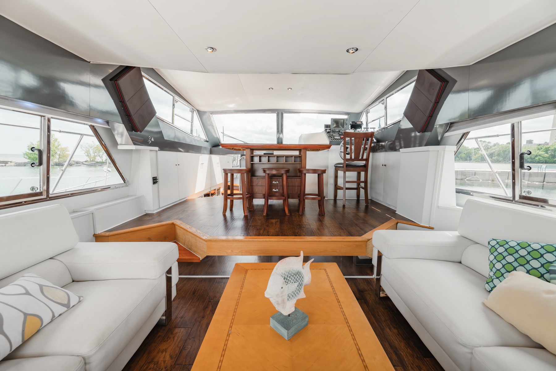 Valhalla Yacht Charters main level photo 7