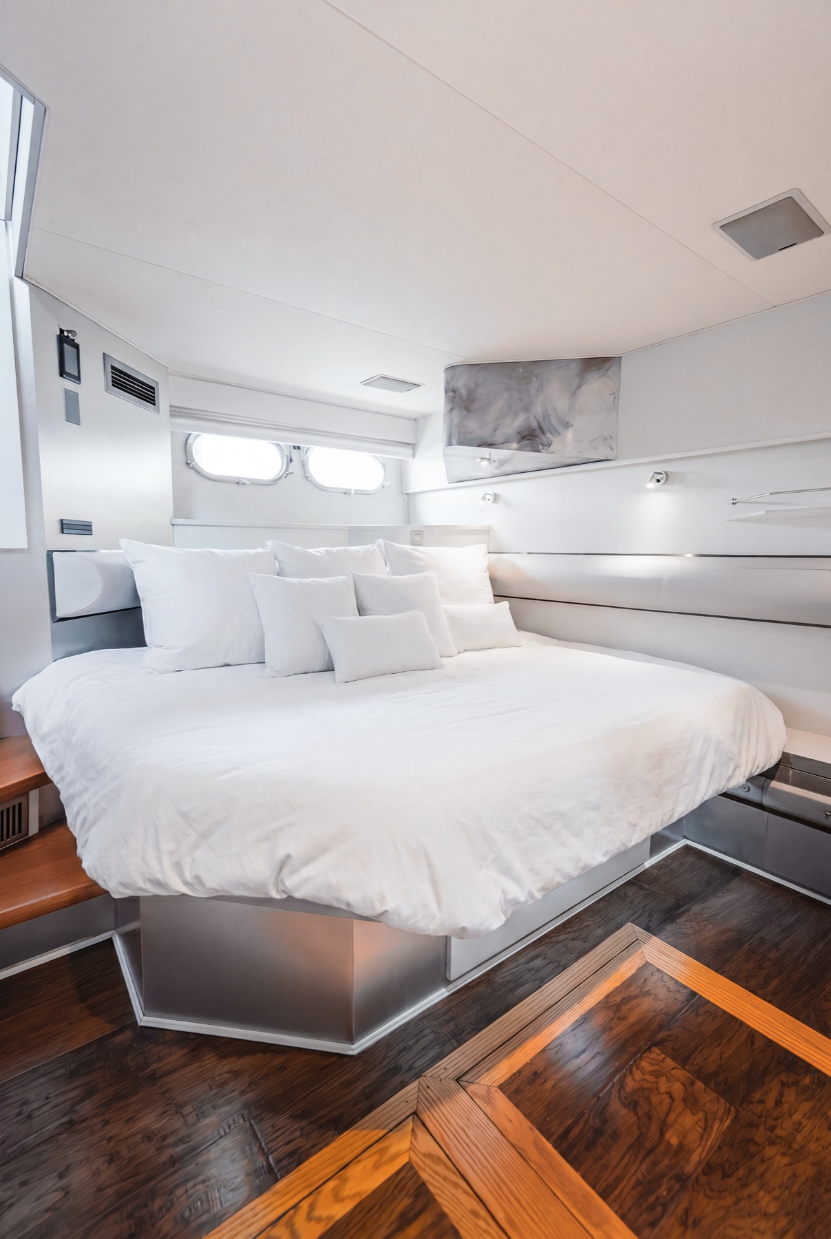 Valhalla Yacht Charters cabins photo 3